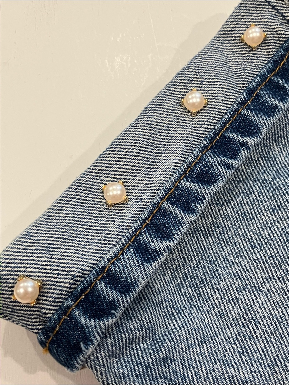 Gold Pin With Faux Pearl Center Pins Set of 4